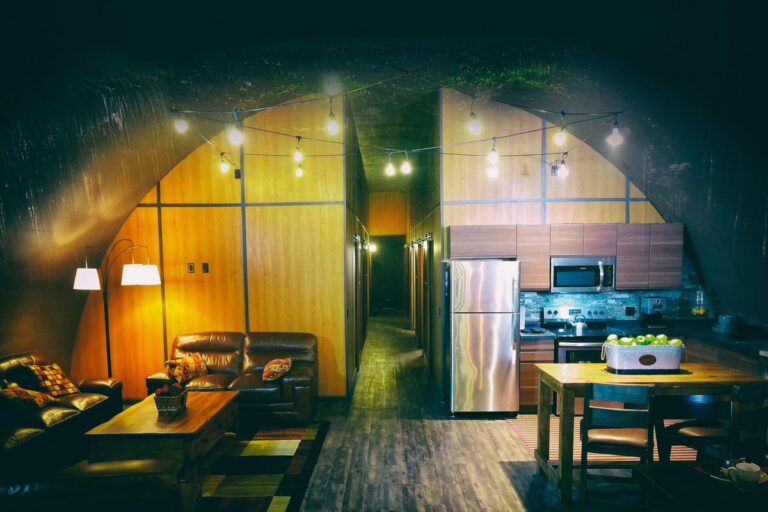 Experts Reveal Effective Survival Strategies for Doomsday Preppers