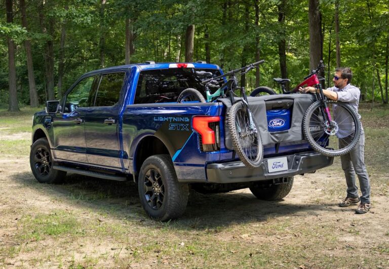 Ford Reduces 2026 F-150 Lightning Price by Up to $4,000
