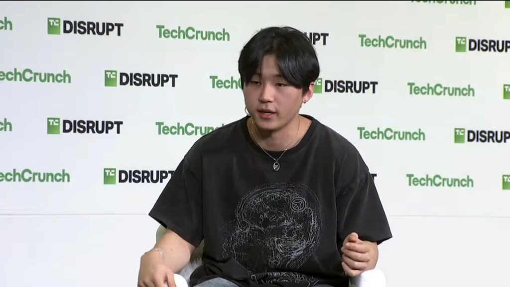 Roy Lee Discusses Ragebait Strategies in Startup Marketing