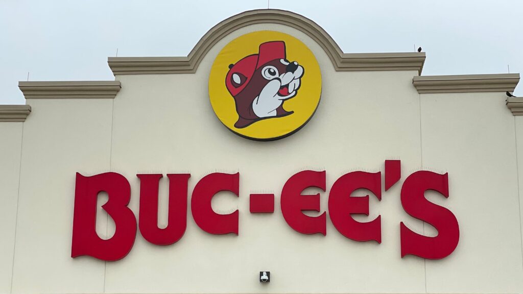 Buc-ee’s Logo Dispute: A Heated Clash of Rodent Rivalry