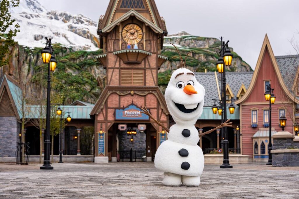 Disney Hints at Introducing an Olaf Robot in Its Parks
