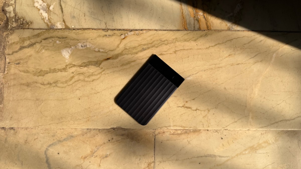 Plaud Note Pro: The Must-Have AI Recorder for On-the-Go Use