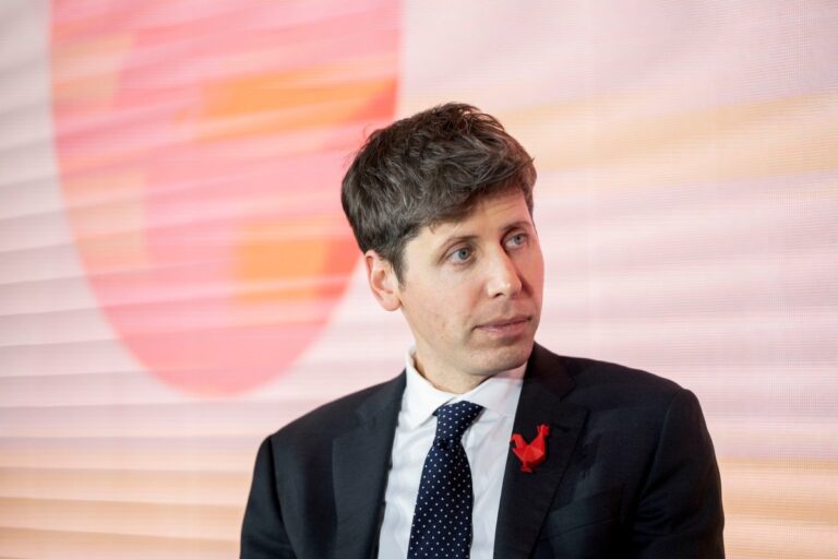 AI Revolutionizes Healthcare: A Surge in Innovation and Investment