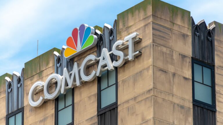 Comcast Reports Mixed Quarter Amid Broadband Challenges