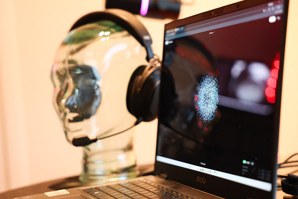 OpenAI Backs Sam Altman’s Merge Labs for Brain-Computer Tech