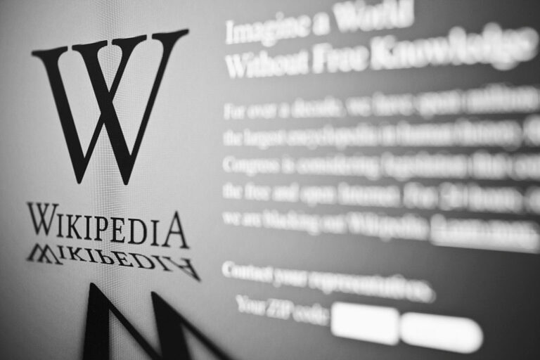 Wikimedia Foundation Forms AI Alliances with Tech Leaders