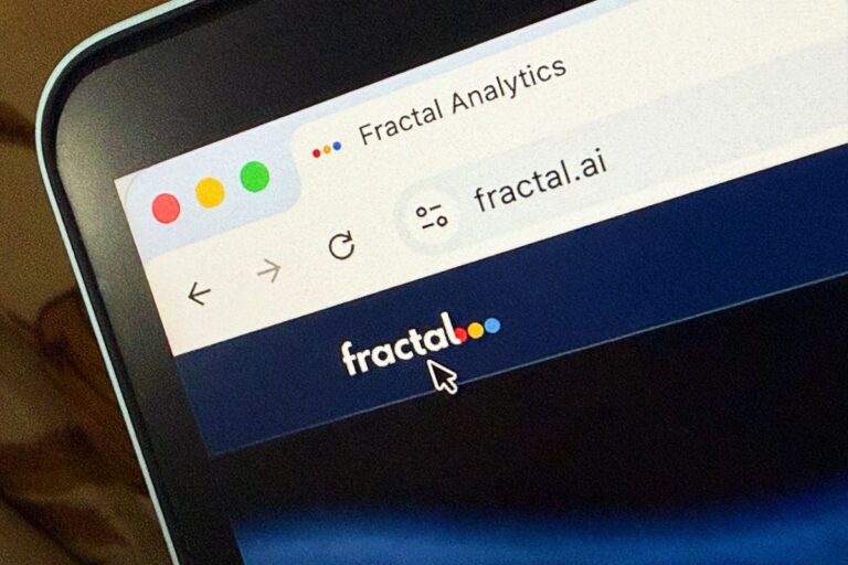 Fractal Analytics' Tepid IPO Launch Reflects Ongoing AI Concerns in India