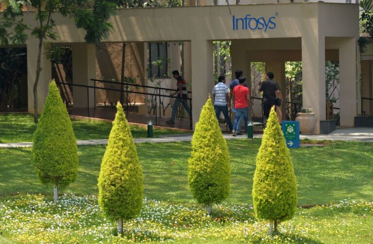Infosys Teams Up with Anthropic to Develop AI Solutions Amid IT Concerns