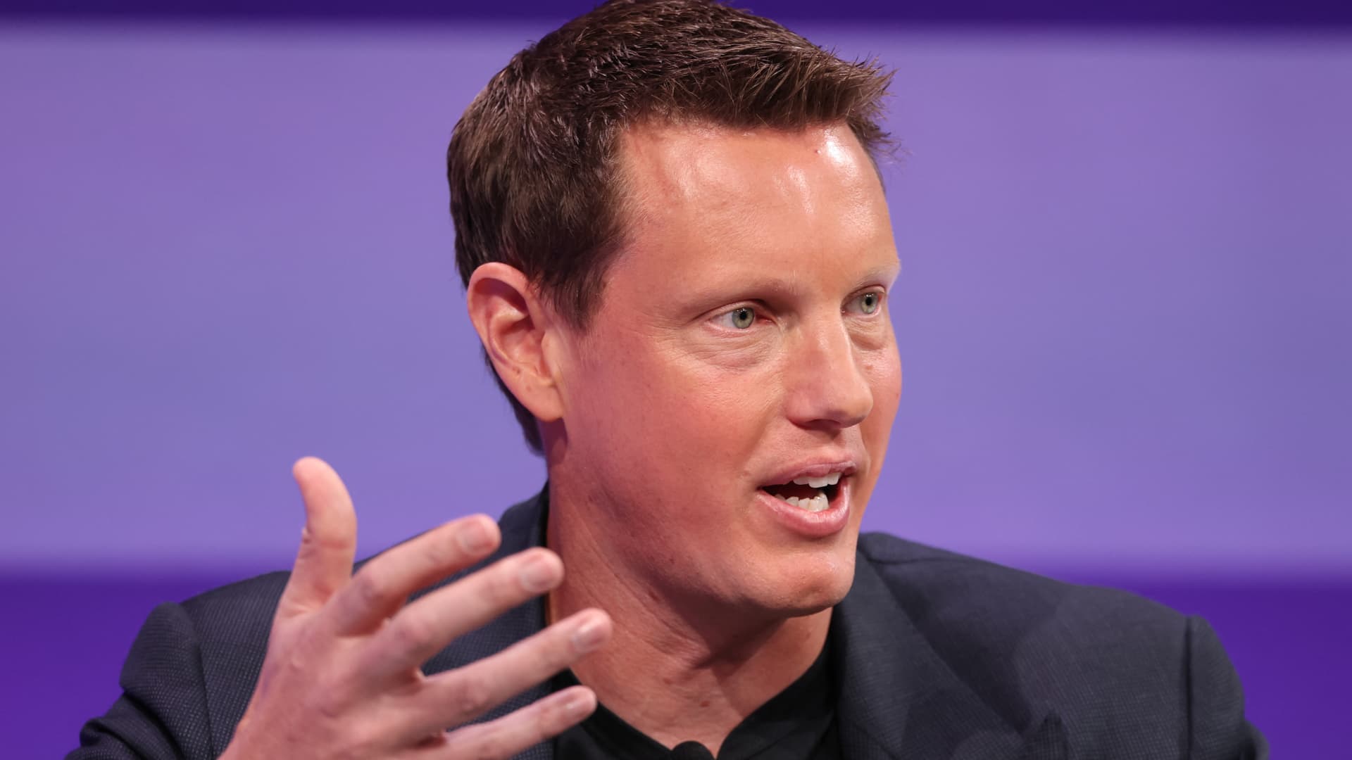 Paramount Enhances WBD Offer, Yet Keeps Per-Share Price Steady